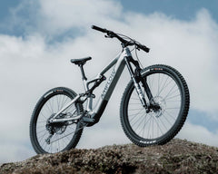 Amflow PL Carbon